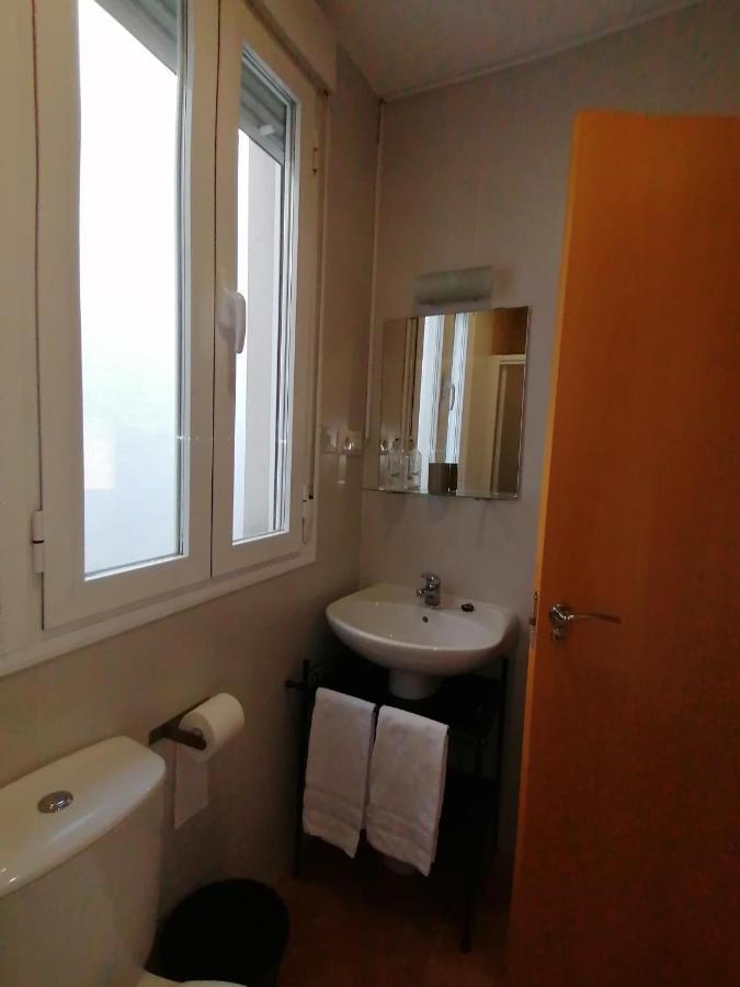 Apartamentos El Puente Мадрид Экстерьер фото