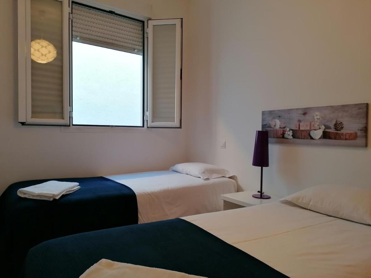 Apartamentos El Puente Мадрид Экстерьер фото