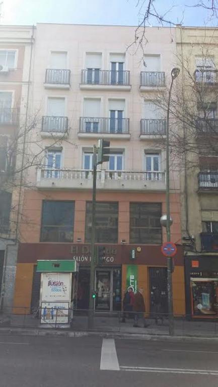Apartamentos El Puente Мадрид Экстерьер фото