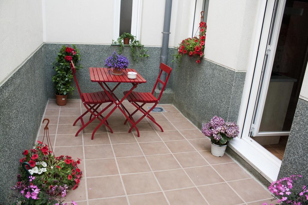 Apartamentos El Puente Мадрид Номер фото
